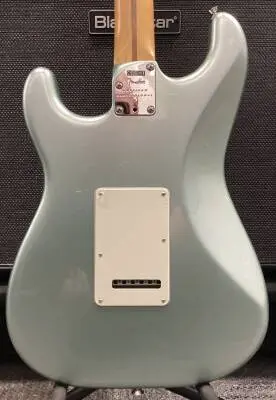 Fender - 011-3900-718 2
